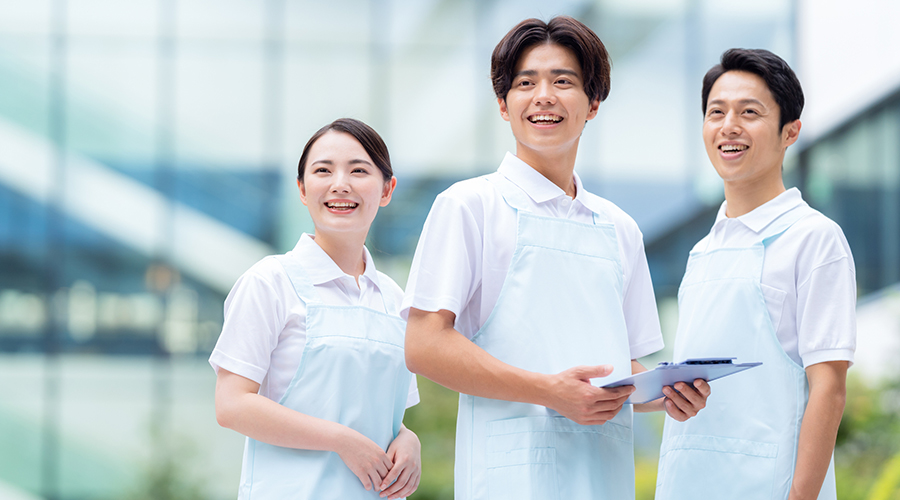 介護人材不足への実践的対策─ICT活用で実現する業務効率化と職員定着【専門家監修】