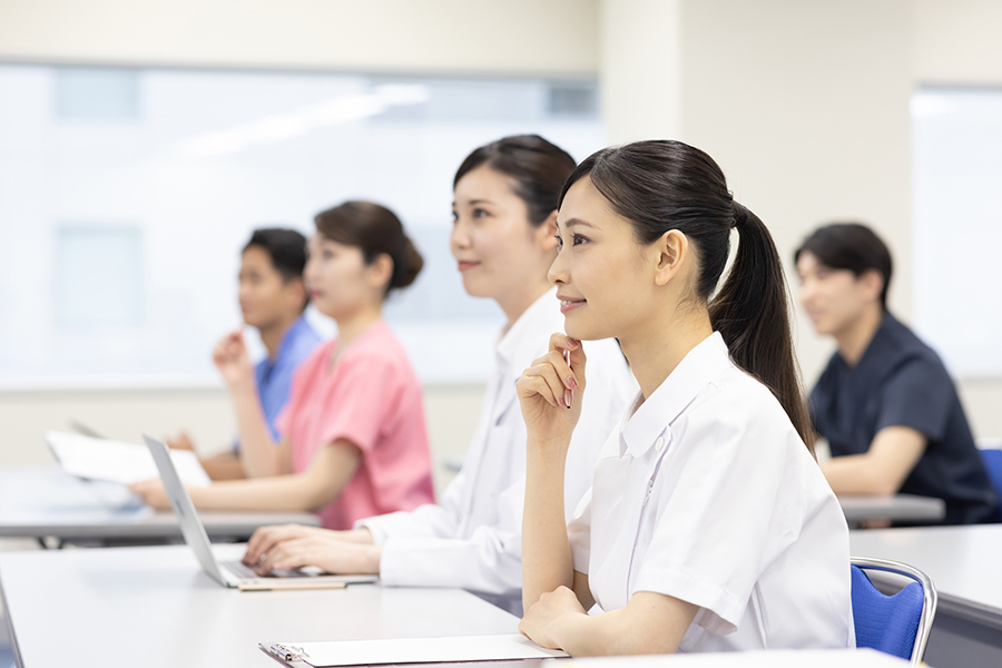 介護現場での虐待防止研修の重要性と“学び続けられる仕組み”