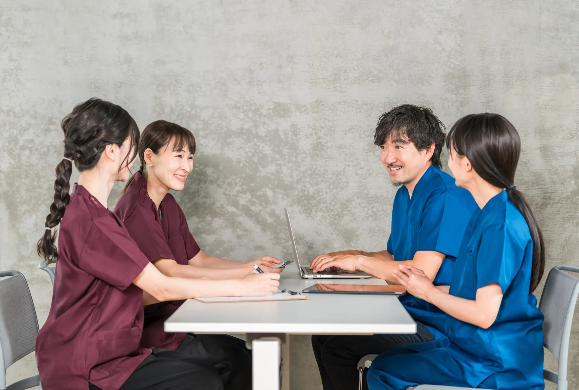 介護の無駄な業務を洗い出す手順と減らし方｜現場の改善策